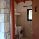 بيت للعطل The Stone House-zacharatos Nikolaos