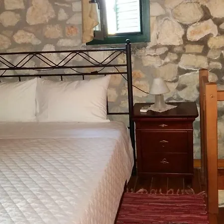 The Stone House-zacharatos Nikolaos * Poulata