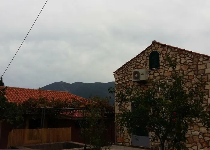 The Stone House-zacharatos Nikolaos * Pouláta