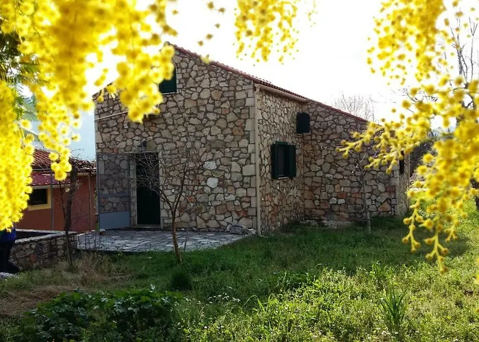The Stone House-zacharatos Nikolaos * Pouláta