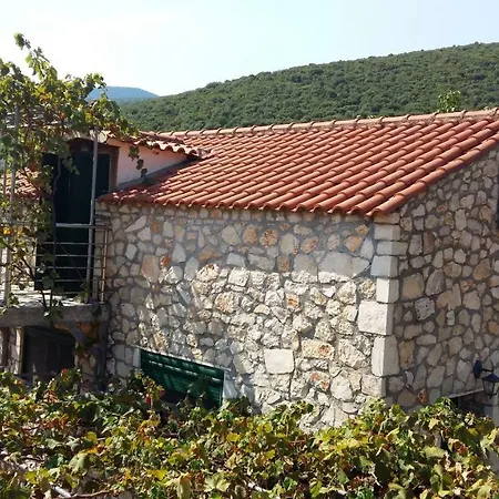 Сasa de vacaciones The Stone House-zacharatos Nikolaos